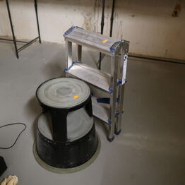 Group 88 A/S *Pilestræde - Kvalitets Butiksinventar - Lagerinventar - Kontormøbler m.m.*