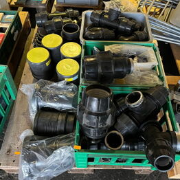 Overskudsauktion # VÆRKTØJ # MASKINER # VARELAGER # STILLADSER