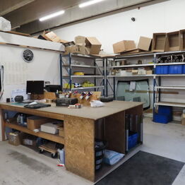 Vestsjællands Autodele ApS *Helsinge - Del 1 - Butik, olie samt reservedelslager*