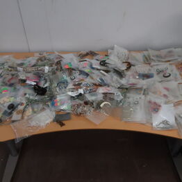 Overskudsvarer *Smykker, Leggings & Trusser m.m* (MOMSFRI)