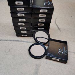 Konkursauktion over parti make-up