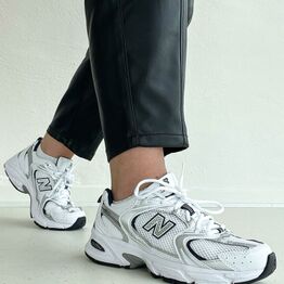 ByFlou.com ApS *Drejøvej Del 3 - Sko, Birkenstock, New Balance, Asics m.m.*