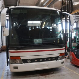 AMU Vest *Del 1 - Køretøjer - Lastbiler - Busser - Varebiler*