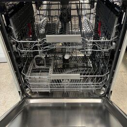 Overskud fra Hvid-El Vinkøleskabe og hvidevarer