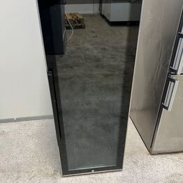 Overskud fra Hvid-El Vinkøleskabe og hvidevarer