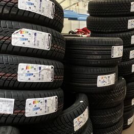 LYNAUKTION Vestsjællands Autodele ApS  - Dæk uden fælge