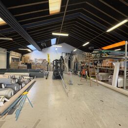 Hoka Tæpper og Gulve Sønderborg A/S *Del 2 - Varelager*