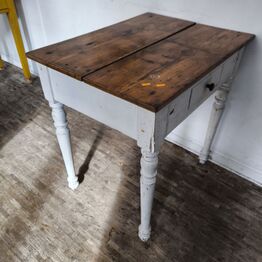 Langhoff & Juul *Restaurationsinventar, køkkenudstyr m.v.*