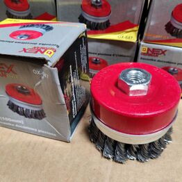 Samleauktion over værktøj, kontorstole, husholdningsapparater m.v.