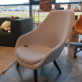 ByFlou.com ApS *Drejøvej Del 1 - Designmøbler, lamper, kunst m.v.*