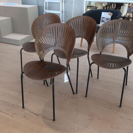 ByFlou.com ApS *Drejøvej Del 1 - Designmøbler, lamper, kunst m.v.*