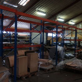 Pallereoler bestående af 28 stk. stiger samt 74 stk. vanger