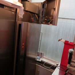 **LYNAUKTION: Amaro ApS - Restaurant & Drikkevarer**