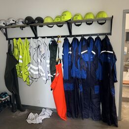 Alpha Aqua A/S - Del 2 *Opsamling - Kontormøbler, IT-udstyr, værktøj m.v.*