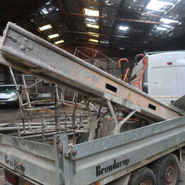 Renoveringsselskabet Hedensted *Minilæsser, varebiler, stillads m.v.*