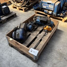 Auktion over diverse maskiner - Hou