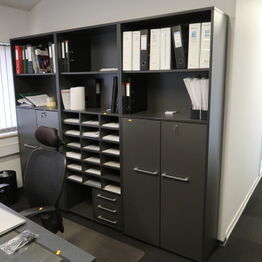 I.C. Nielsen VVS & Blik ApS *Del 5 - Kontorinventar & IT-udstyr*