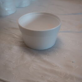 El. palleløfter, emballage, byggepladshegn, soldater, lamper m.m.