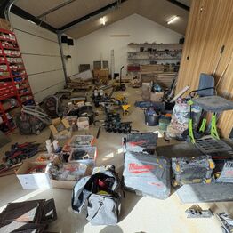 Heidahl ApS *Trailer - Værktøj - Varelager m.m.*