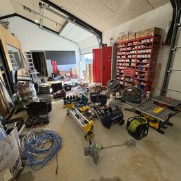 Heidahl ApS *Trailer - Værktøj - Varelager m.m.*