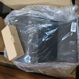 Køkkenudstyr, ventilation, pallereoler, el truck, m.m.