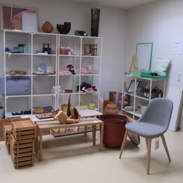 ByFlou.com ApS *Jyllandsvej Del 2 - Designmøbler, lamper, pyntegenstande m.v. fra Resale Butik*