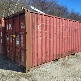 To 20" containere med indhold