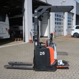 AMU Vest *Del 2 - Gaffeltrucks - Elstablere - Reachtrucks*