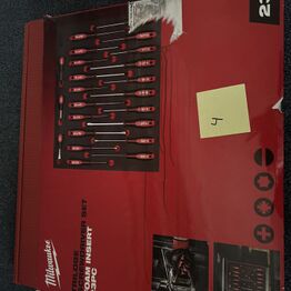 Værktøjsauktion af nyt værktøj, MILWAUKEE, DEWALT, BOSCH