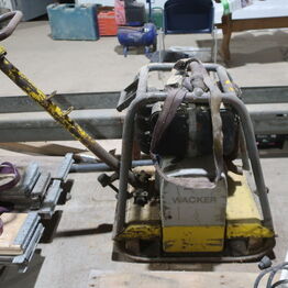 J.J. Entreprenør ApS *Gaffeltruck - Værktøj - Varelager*