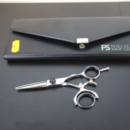 Frisør Support Aps *Del 5 - Frisørsakse fra PS NIELSEN samt PURENAN*