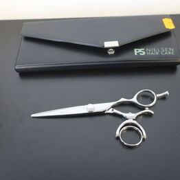 Frisør Support Aps *Del 5 - Frisørsakse fra PS NIELSEN samt PURENAN*