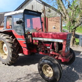 Veteran Traktorer og Maskiner (MOMSFRI)