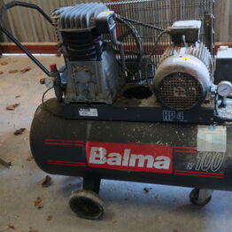 Finodan ApS *Varebil - Trailer - Gaffeltruck - Værktøj - Varelager*