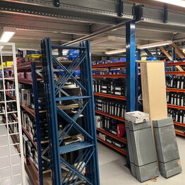 Vestsjællands Autodele ApS *Helsingør - Del 2 - Lagerinventar og løftevogne*