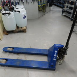 Vestsjællands Autodele ApS *Helsingør - Del 2 - Lagerinventar og løftevogne*