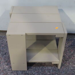 Paustian ApS Del 4 - *Stole - Borde - Lamper - HAY - VITRA - M.V.* - Hou