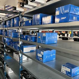 Vestsjællands Autodele ApS *Hillerød - Del 1 - Butik, olie samt reservedelslager*