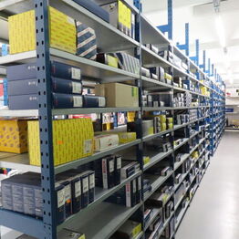 Vestsjællands Autodele ApS *Hillerød - Del 1 - Butik, olie samt reservedelslager*