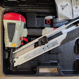 Værktøj fra konkurs