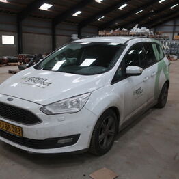 & Green Project ApS *Køretøjer - Trailere - Værktøj - Varelager - Fjernvarmerør m.m.*