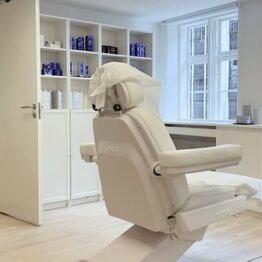 Klinik Skou P/S under konkurs - Laserbehandlingudstyr, Hudplejeprodukter, Inventar