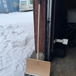 *LYNAUKTION* Sneskovle