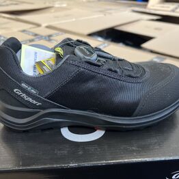 Orloff *Del 7 - Arbejdssko fra NEW BALANCE, MONITOR, GRISPORT m.v.*