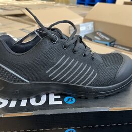 Orloff *Del 7 - Arbejdssko fra NEW BALANCE, MONITOR, GRISPORT m.v.*