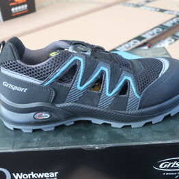 Orloff *Del 7 - Arbejdssko fra NEW BALANCE, MONITOR, GRISPORT m.v.*