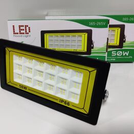 Samleauktion over værktøj, kontorstole, husholdningsapparater m.v.