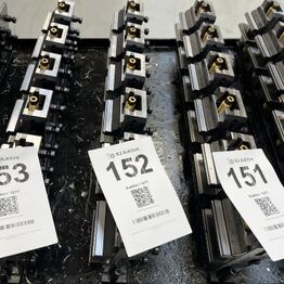 CNC Products ApS *Del 2 - Værkstedsskabe - Værktøj - Maskinskruestik - m.v.*