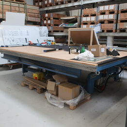 Nordisk Glas A/S *Del 1 - Produktionsmaskiner, Vakuumløfteåg Truck m.v.*