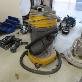 M2 Byg Del 2 *Værktøj - Byggematerialer - M.V*